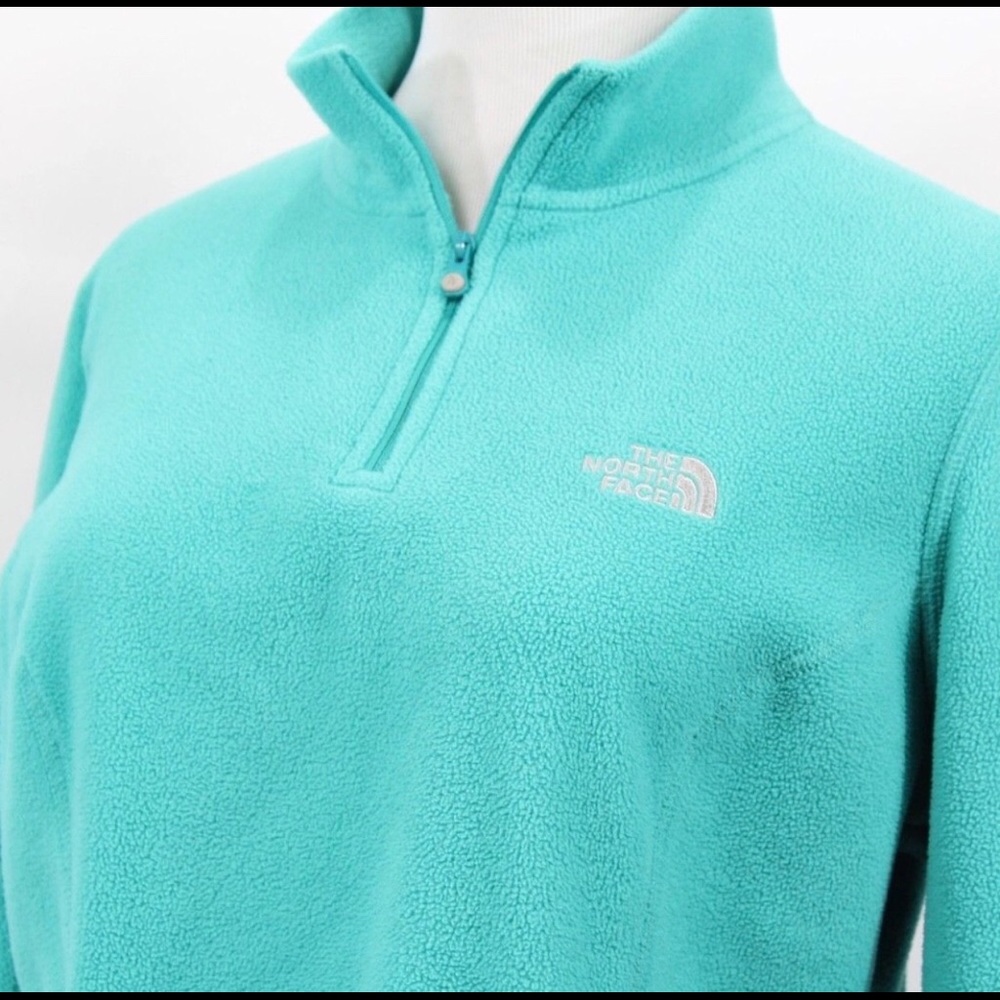 Tiffany blue North face fleece